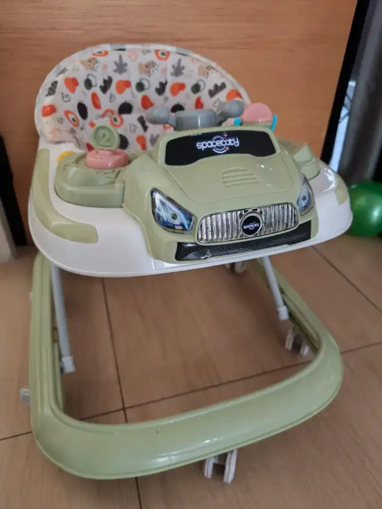Preloved Baby Walker SpaceBaby Ada Musik