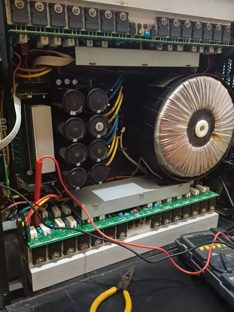 Mencari pekerjaan sebagai teknisi audio/elektronik