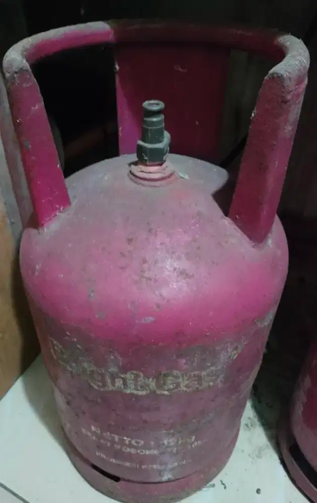 Tabung gas 5,5 dan 12 kg