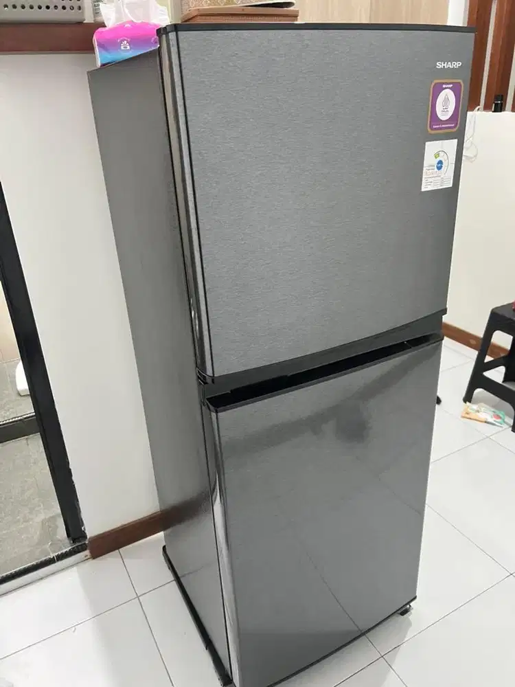 Kulkas Sharp SJ-236 2 Pintu Bekas Pribadi, Normal, Nota Ada
