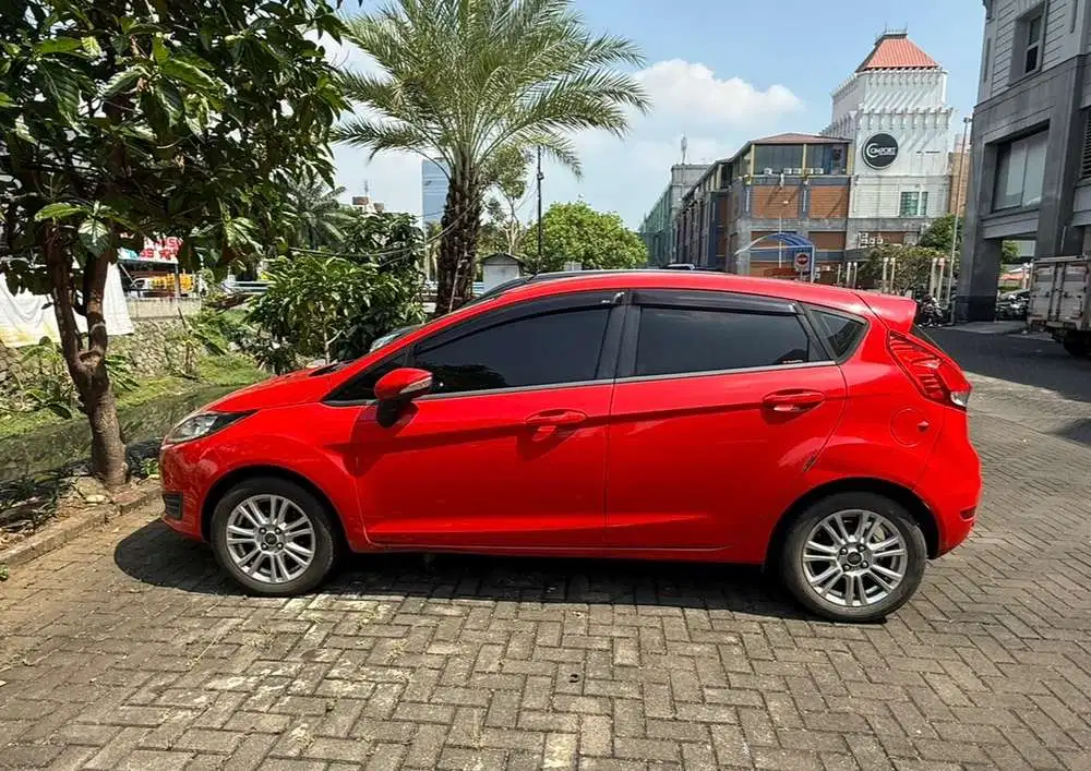 Ford Fiesta 2014 Bensin