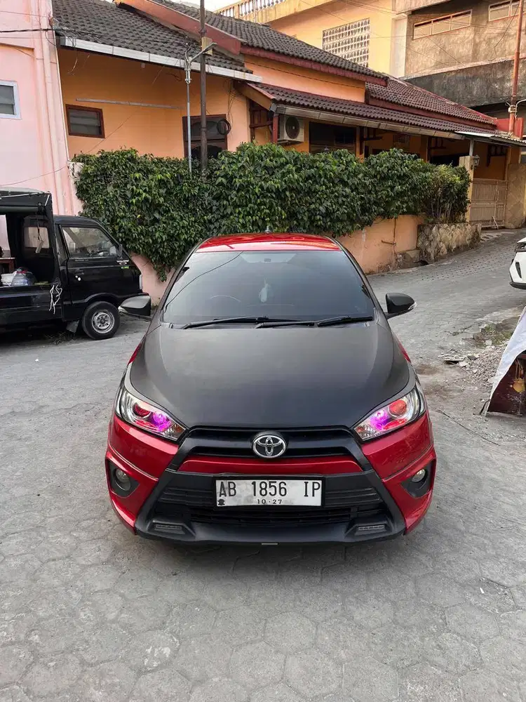 Dijual Mobil Yariz Heartback 2016 istimewa tinggal pakai
