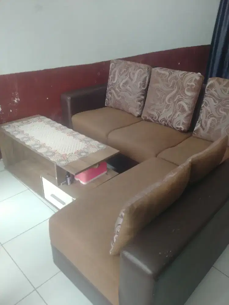 Sofa later l kondisi masih bagus