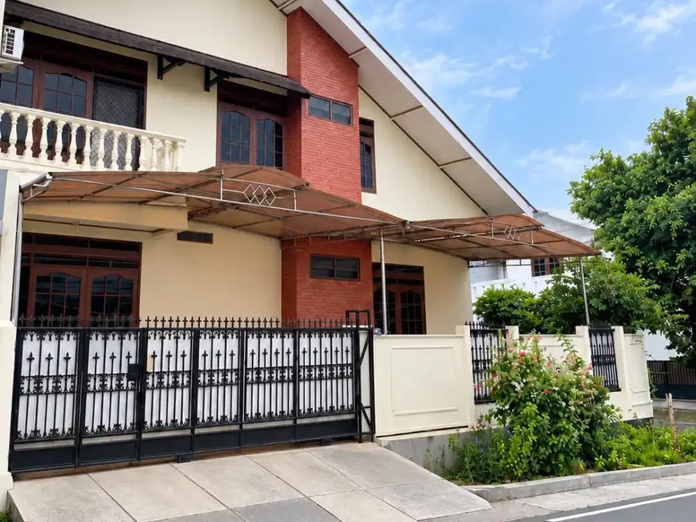 Dijual Rumah Mewah 6KT Hook Komplek Pondok Kelapa Duren Sawit