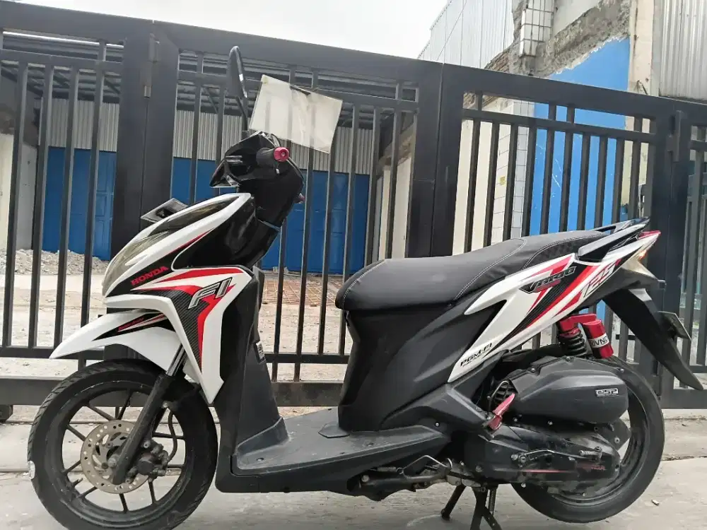 Jual honda vario kzr taun 2014 akhir  mulus sekali