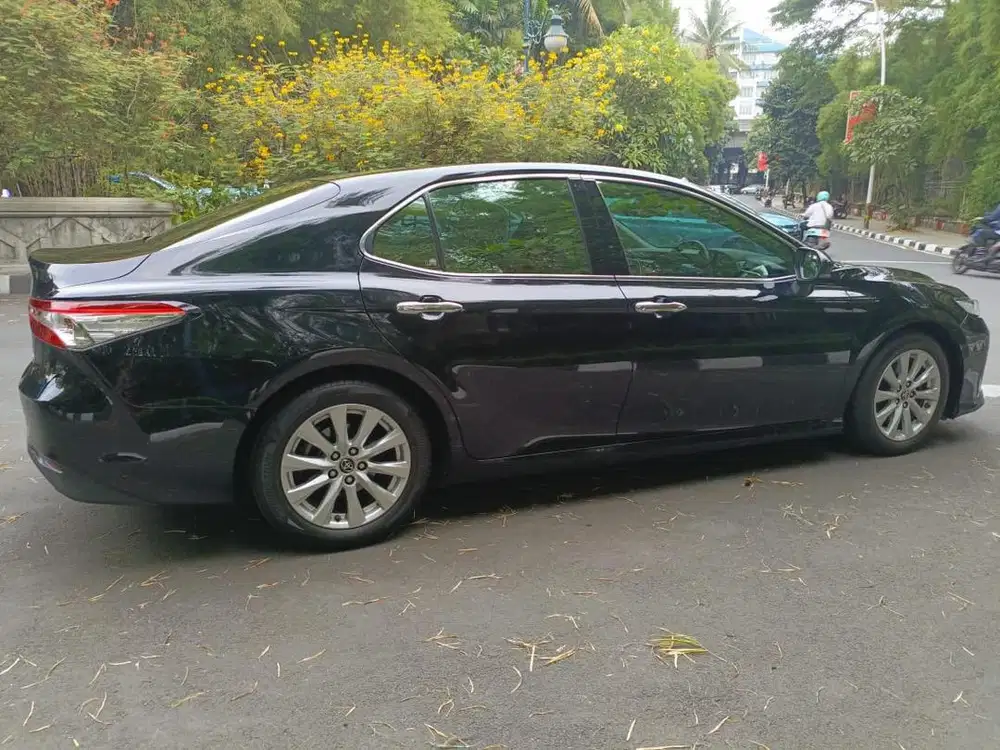 Toyota Camry 2.5V 2019