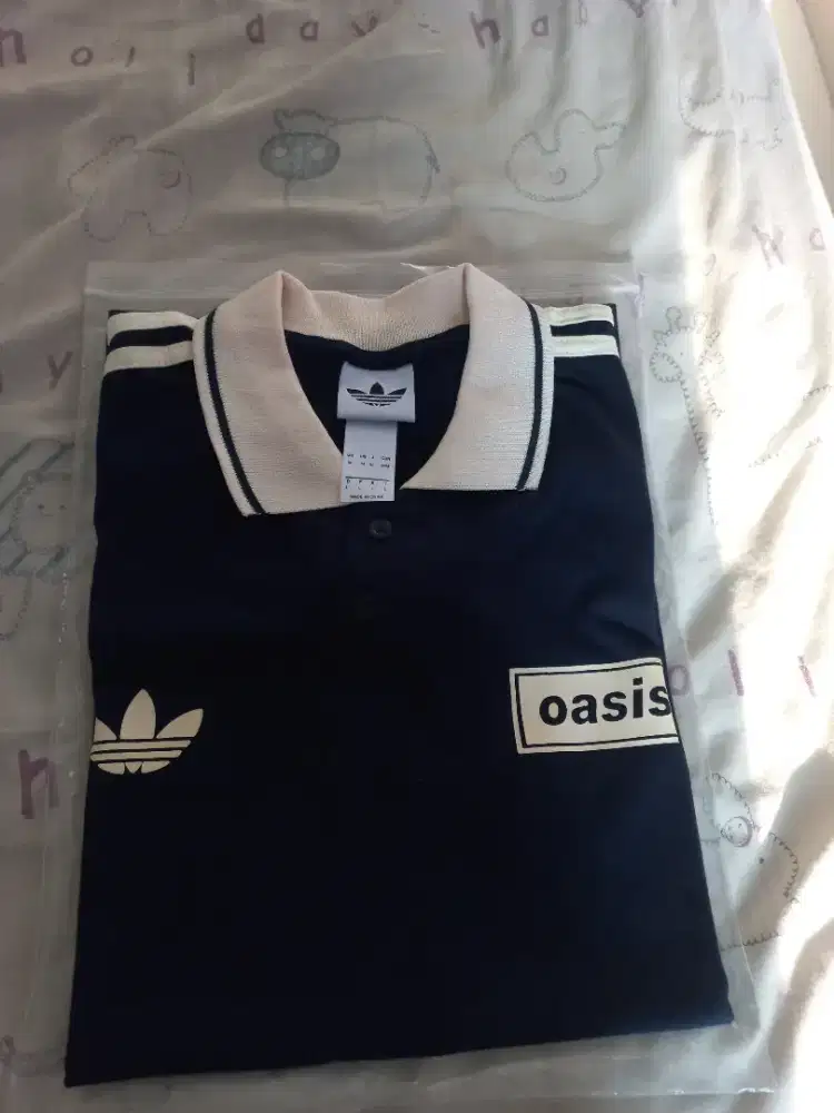 Kaos kerah Adidas oasis