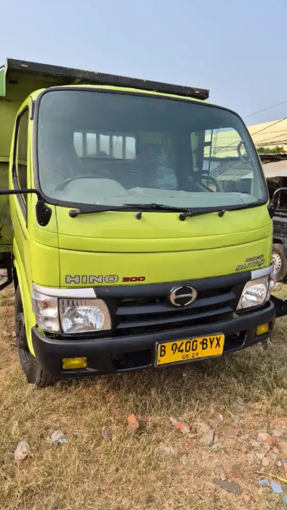 Hino Dutro 130MDL Double Long Tahun 2014