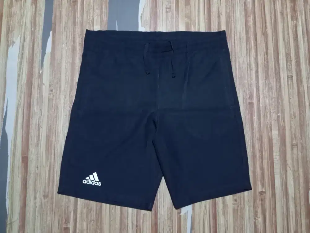 Celana ADIDAS  .