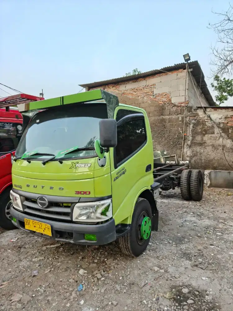 HINO DUTRO XPOWER 2021