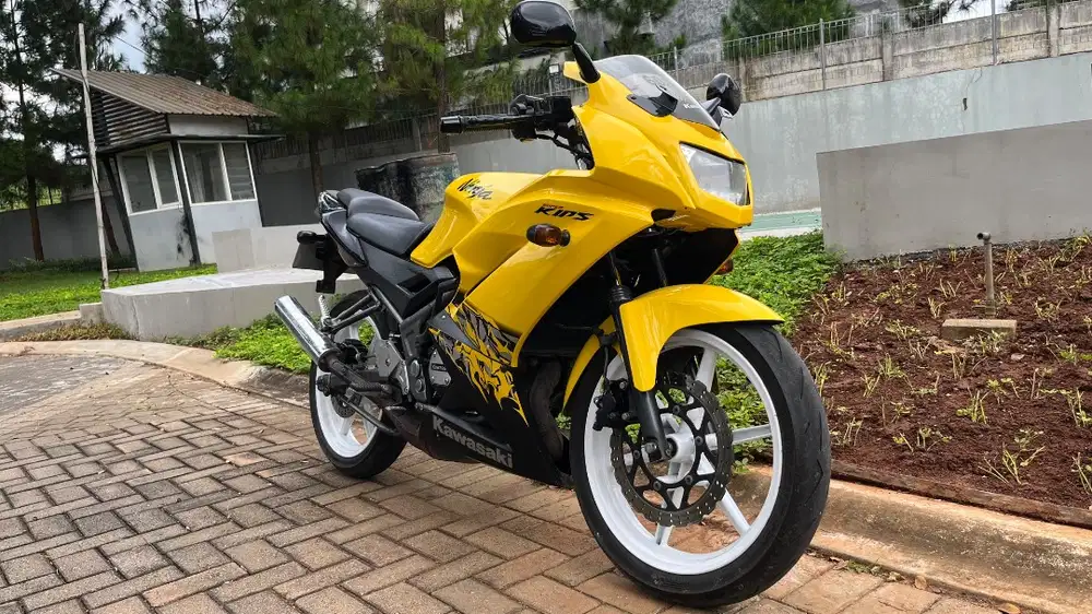 NINJA RR NEW KUNING 2013