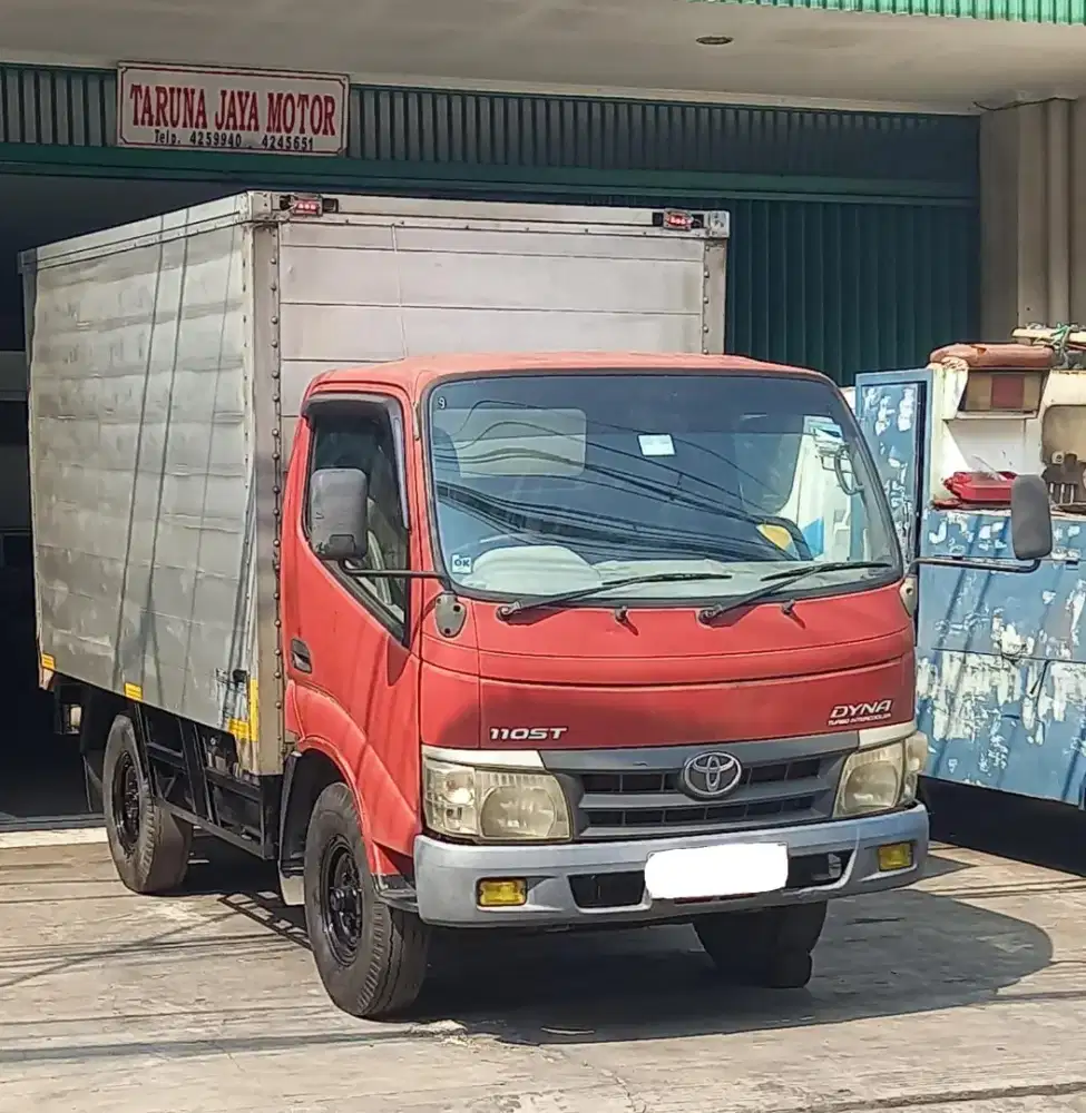 Toyota Dyna 4 Roda Box Aluminum Tahun 2012