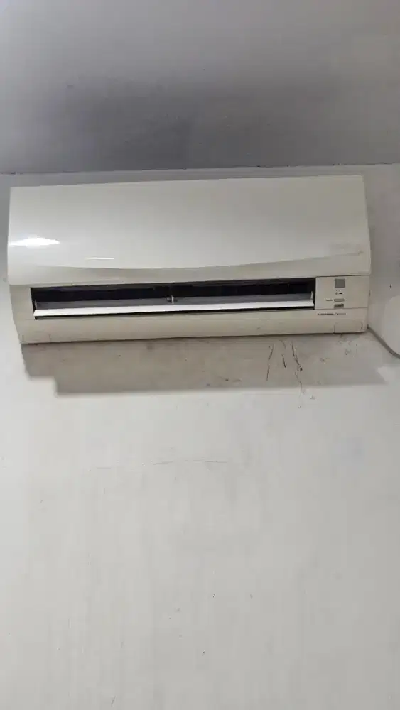 AC DAIKIN 1.5 PK INVERTER