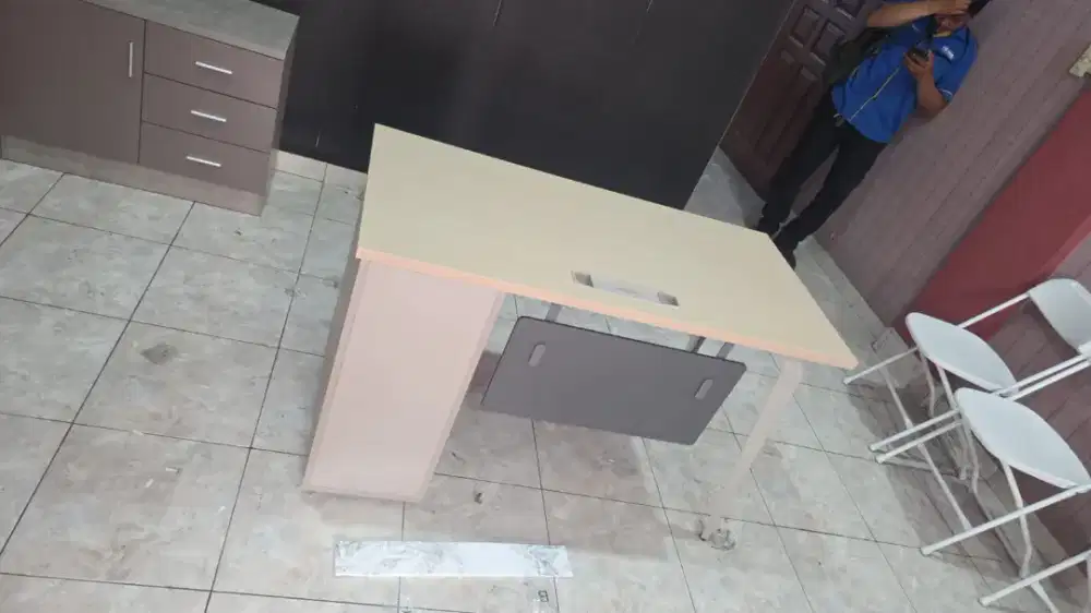 Jual meja kantor brand INFORMA