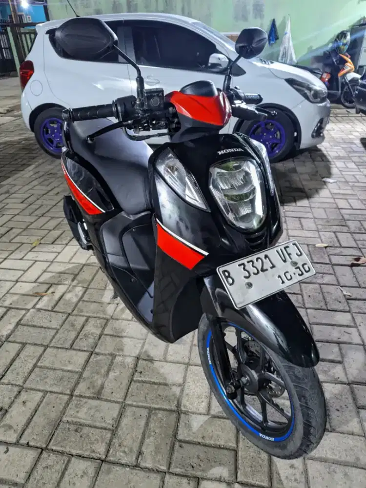 Honda genio 2019 hitam