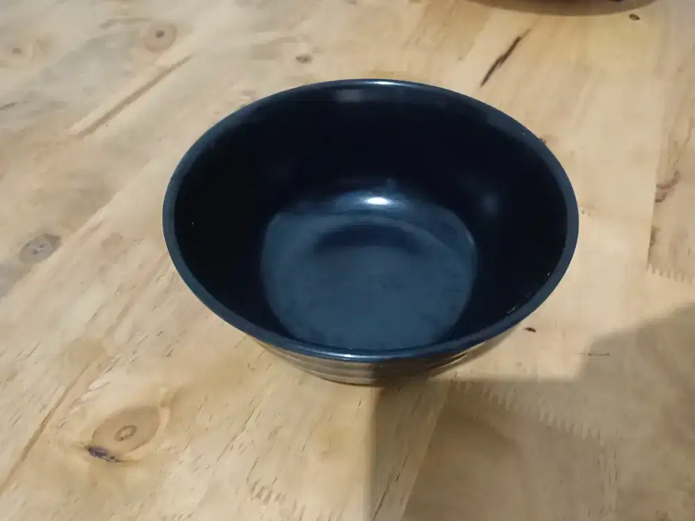Mangkok Melamine hitam