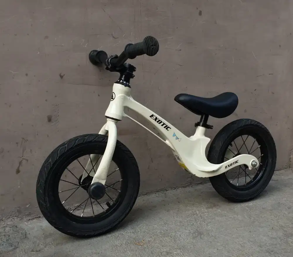 Sepeda balance bike exotic