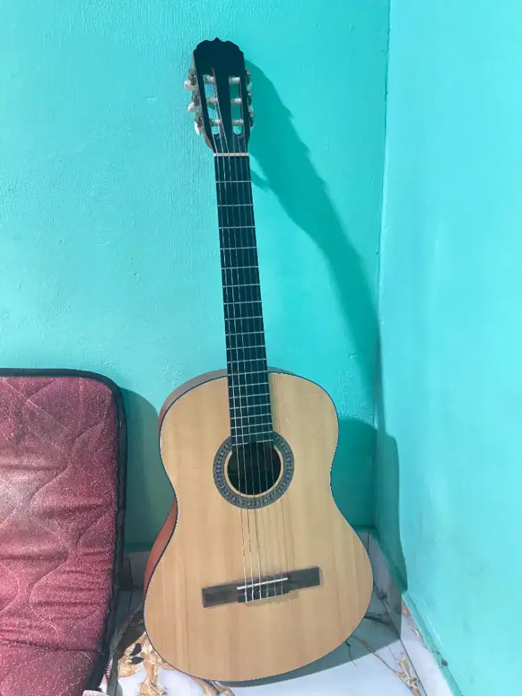 Dijual Gitar Cowboy klasik original