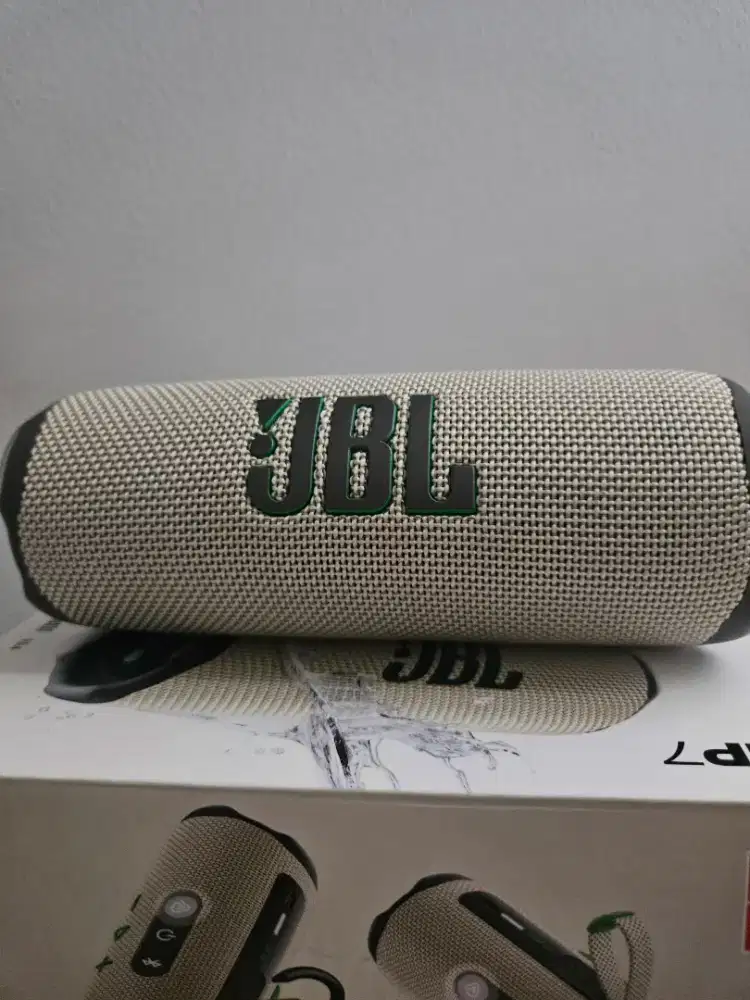 JBL FLIP 7 jarang dipakai, super mulus