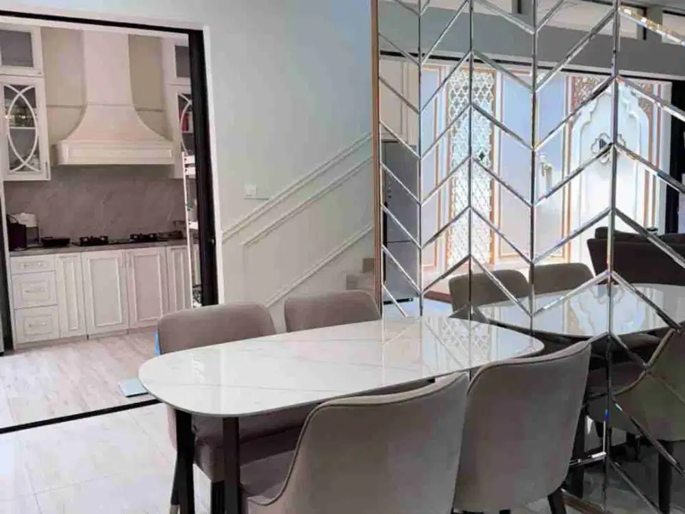 Di jual rumah cantik fully furnished Summarecon Bandung