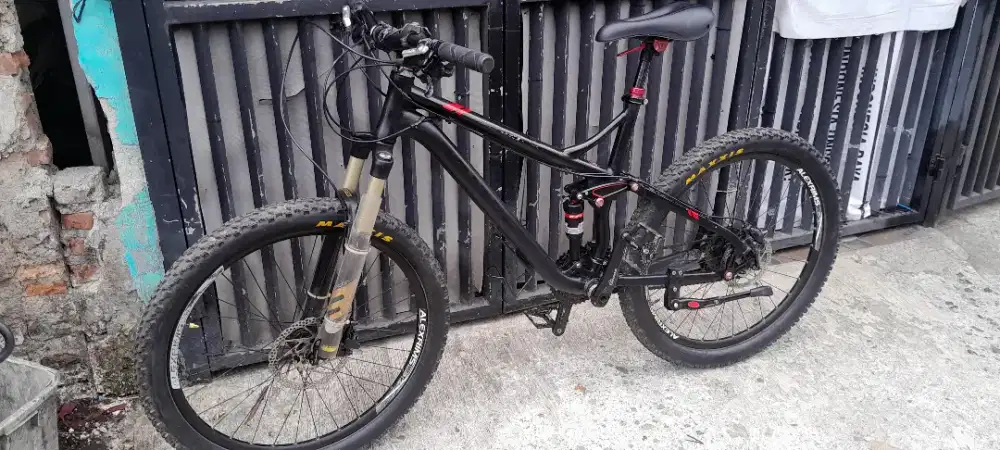 Patrol Fulsus Grupset Full Deore Shimano 10 speed lecet Loading