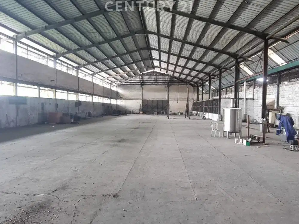 Dijual Gudang Ex Bengkel Bubut Ujung Berung