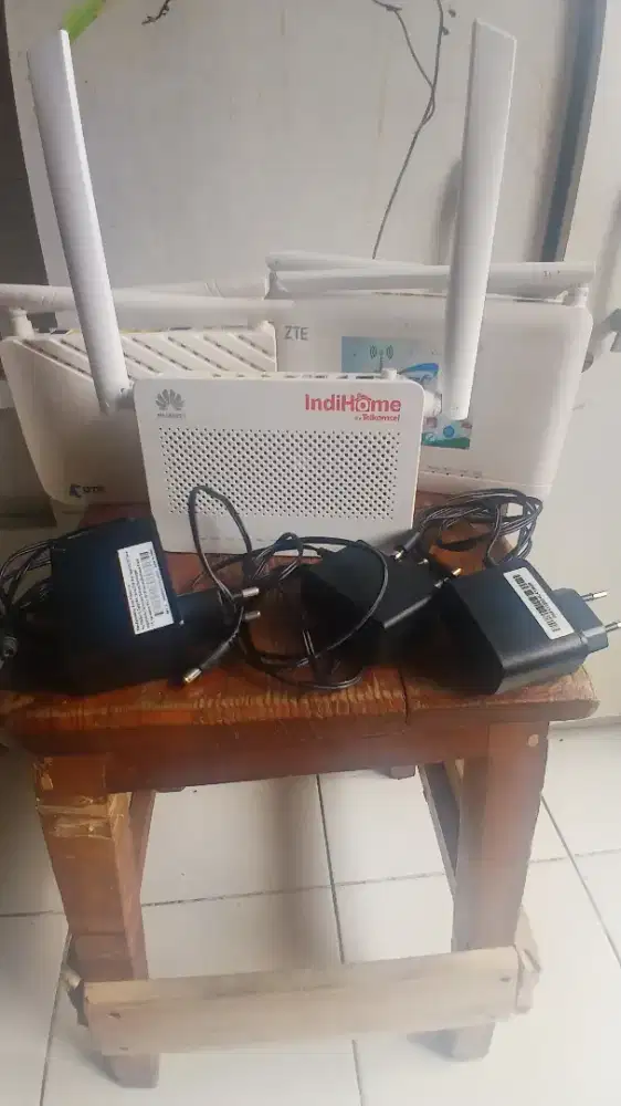 DIJUAL ROUTER BEKAS