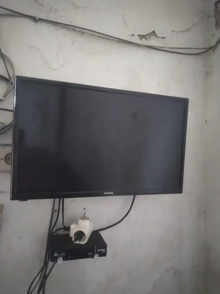 Jual tv layar flat 21 inch kondisi mulus jua karna mau ganti tv baru
