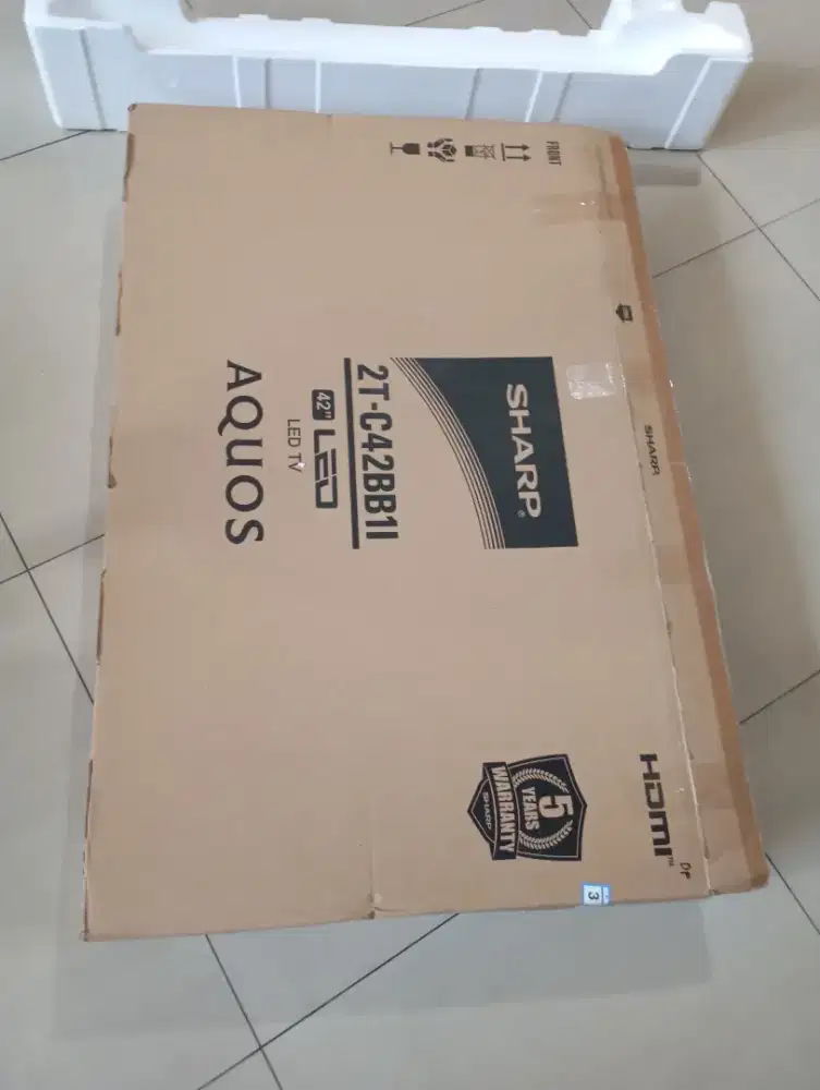 Televisi Sharp Aquos 42 LED Analog