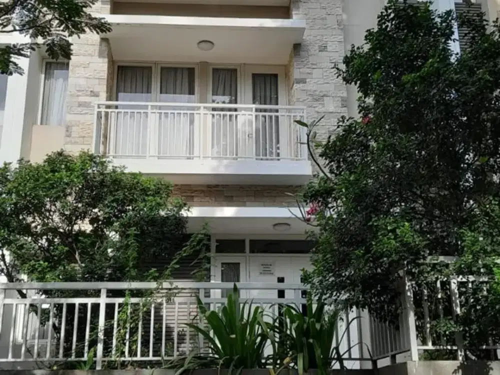 Dijual rumah SHEERWOOD Kelapa Gading Jakarta Utara