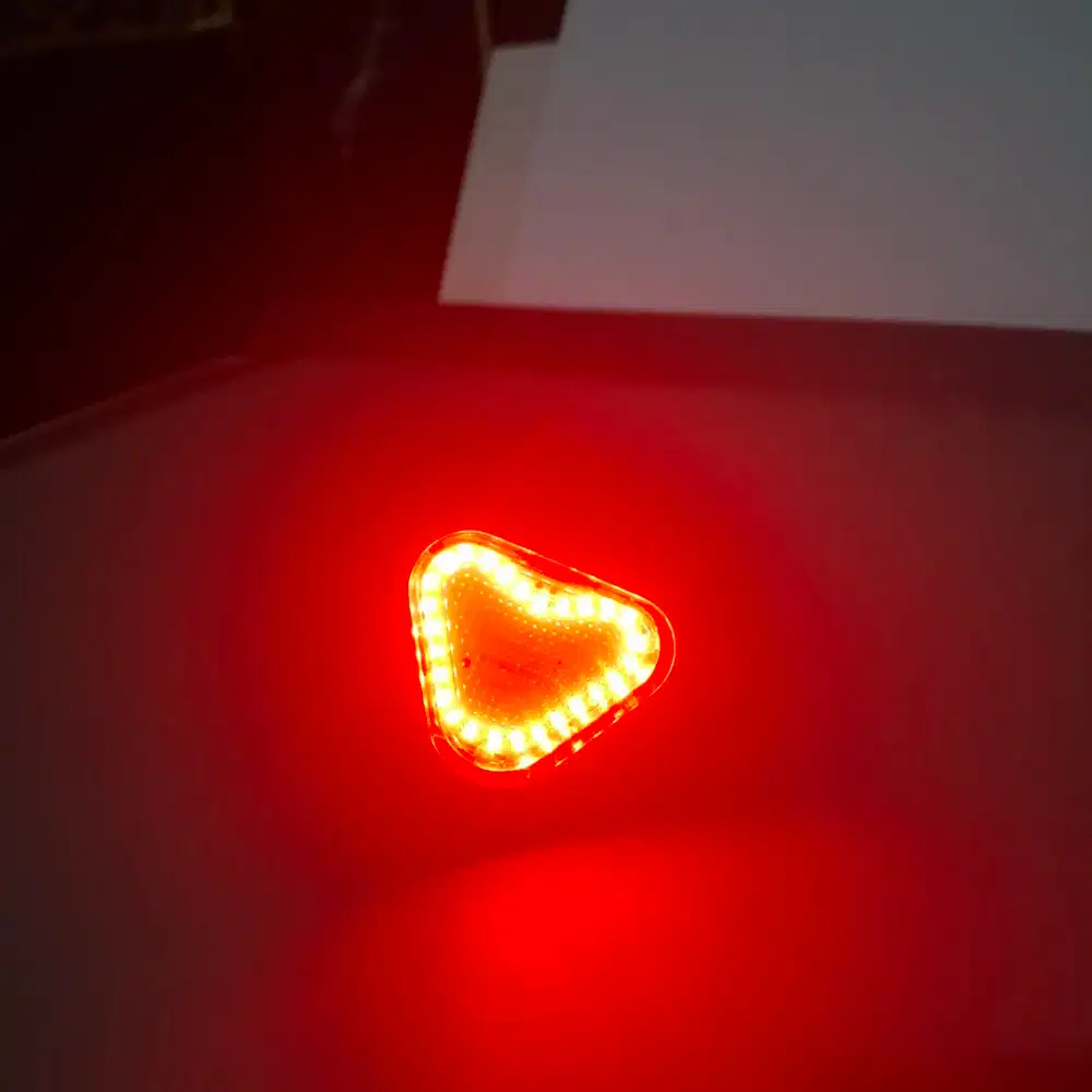Lampu belakang sepeda love