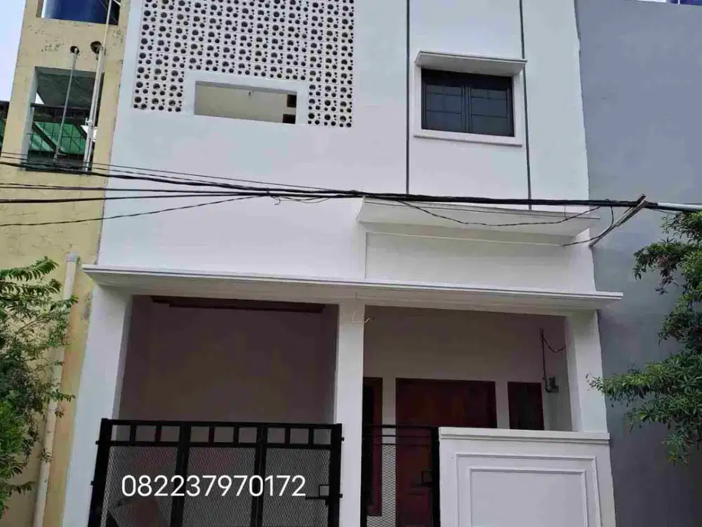 Dijual Disewakan Rumah Cantik di  Prima Harapan Regensi Nempel Summarecon Bekasi