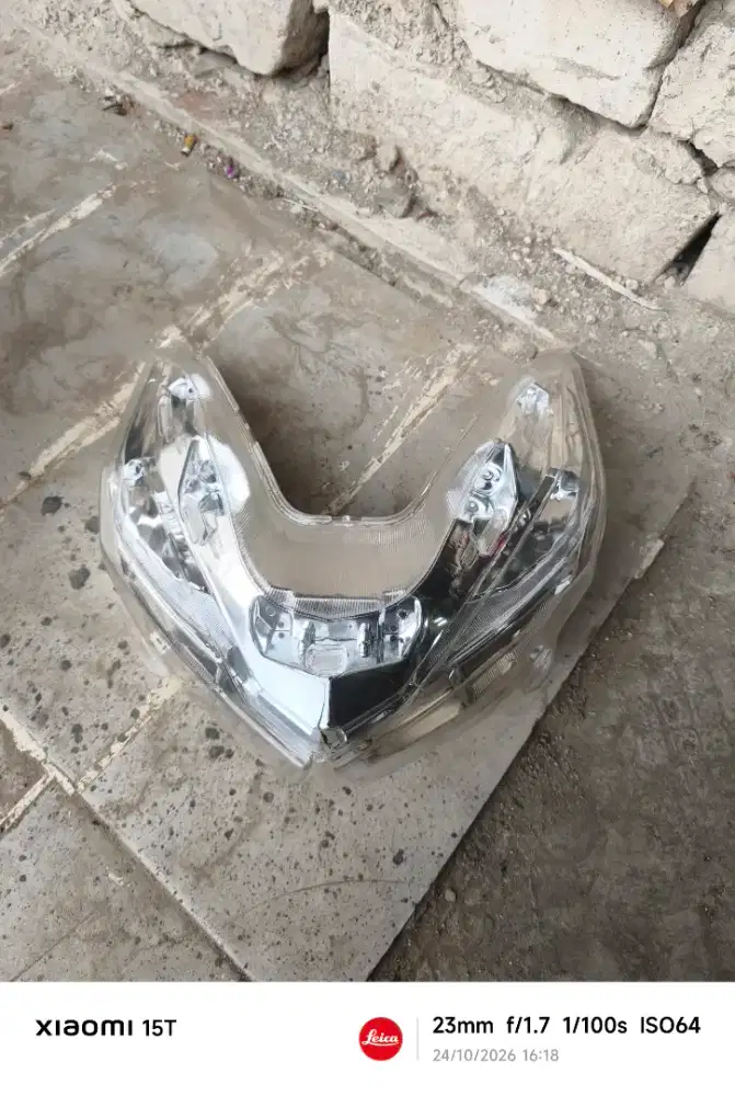 KACA MIKA LAMPU DEPAN HONDA VARIO 125/150 LED OLD