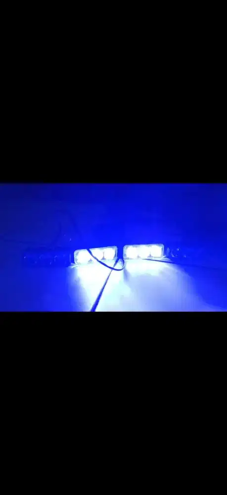 Lampu tambahan motor mobil