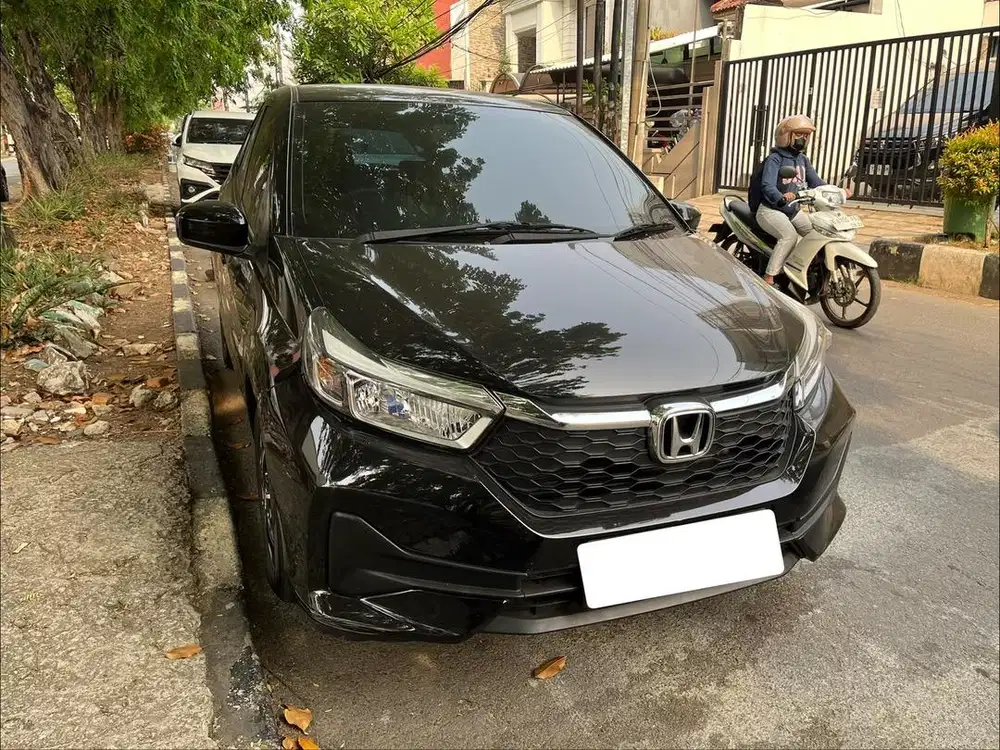 Dijual Mobil Honda Brio Satya E CVT Tahun 2023
