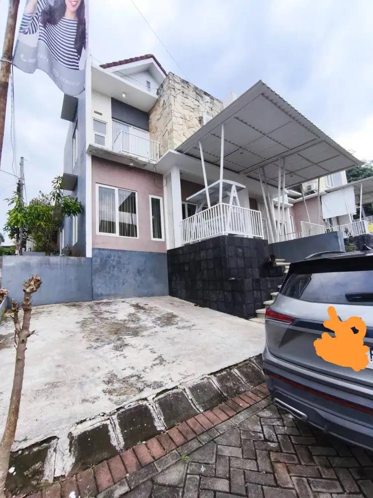 Dijual unit langka Rumah Hook di perumahan The Bridgetown Tidar