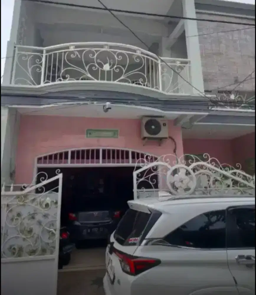 OMAH KOST SISRAHAYU