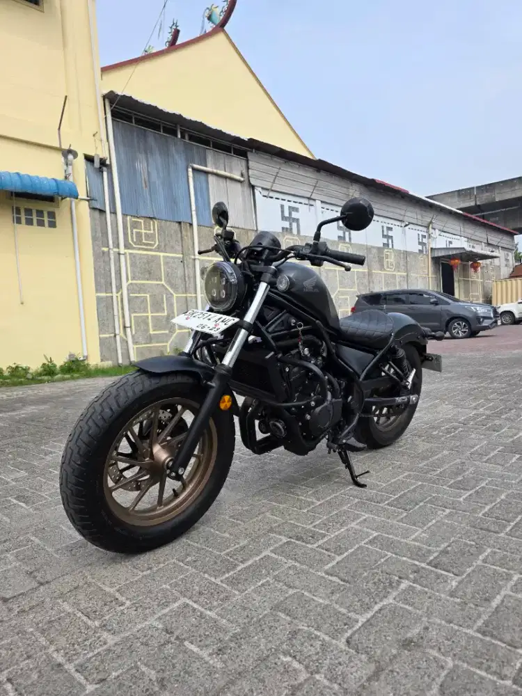 Honda CMX500 Rebel Hitam 2024 NIK 2023