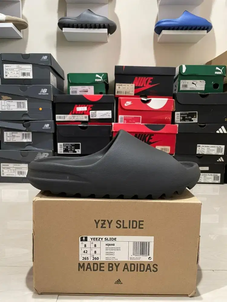 Adidas Yeezy Slide Onyx (Size 42) VVNDS Original 100%