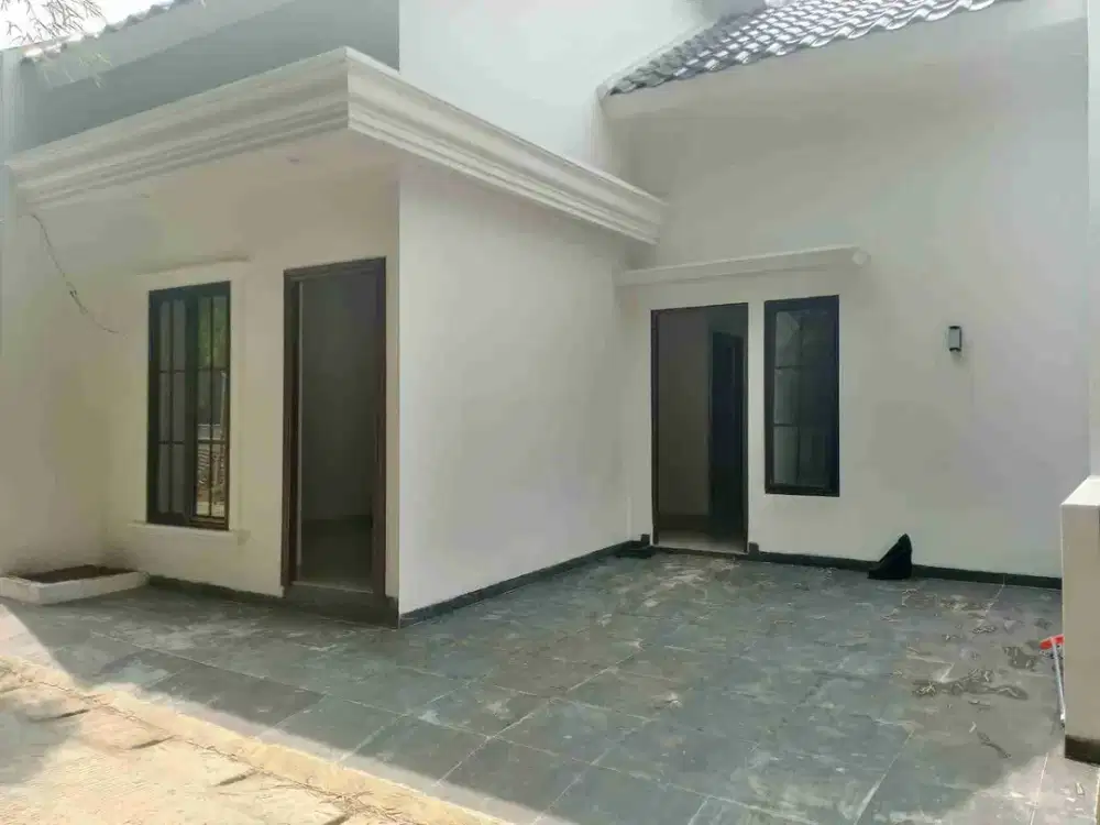 Rumah dekat Plaza Cibubur
