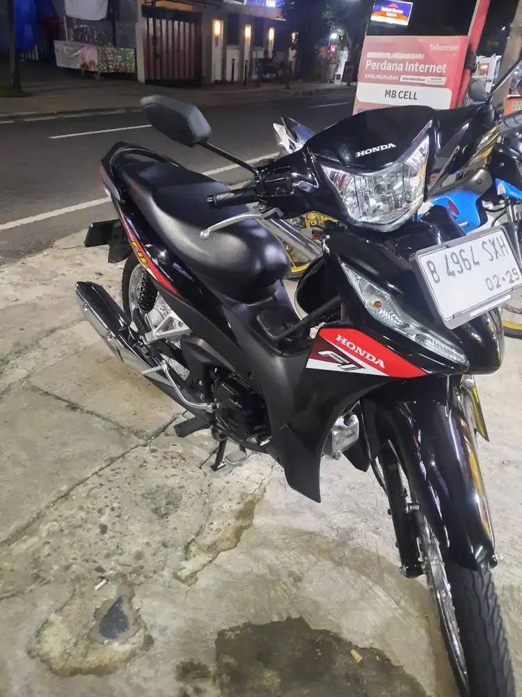 DIJUAL REVO VIT 2024 TANGAN PERTAMA