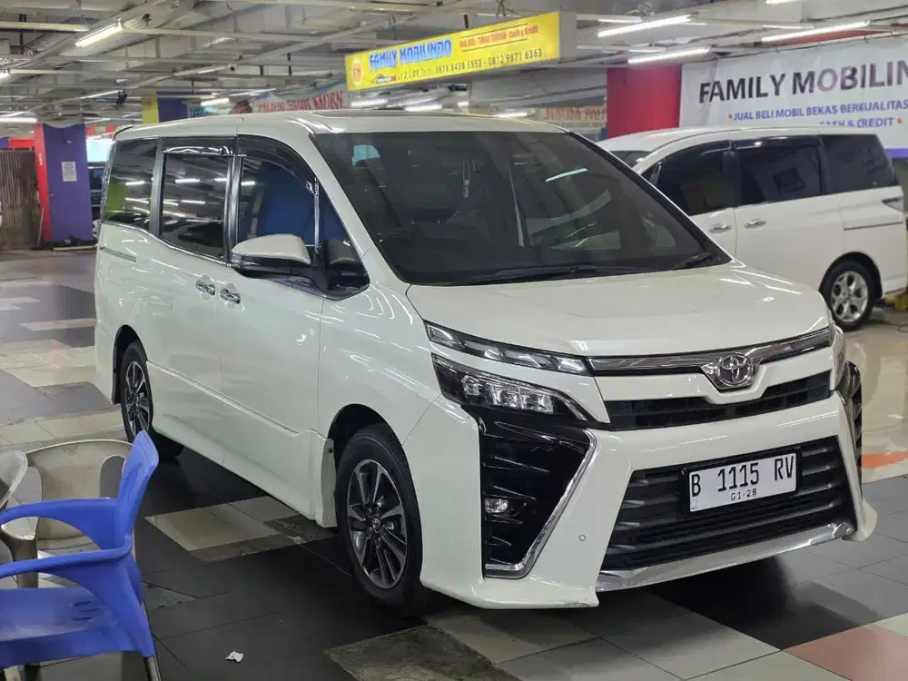 TOYOTA VOXY 2017 KM120RB