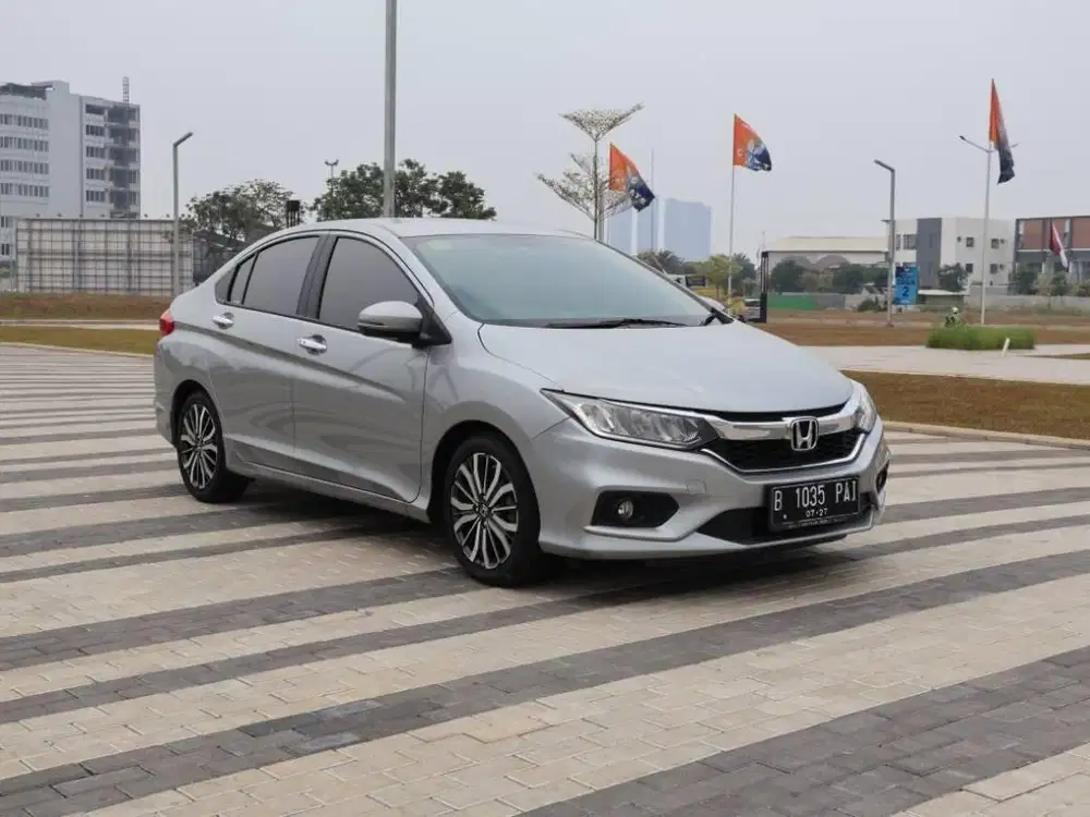 HONDA CITY E AT 2017 KM ANTIK 15RB