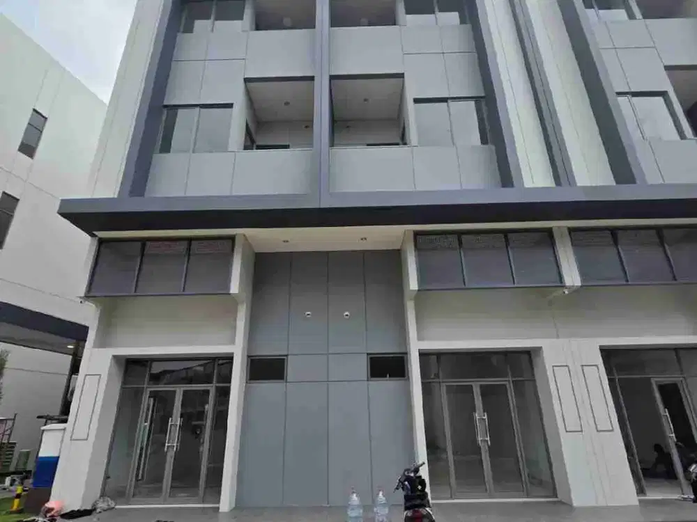 DISEWAKAN CEPAT RUKO HUDSON STUDIO LOFT 3,5 LANTAI  HADAP BOULEVARD