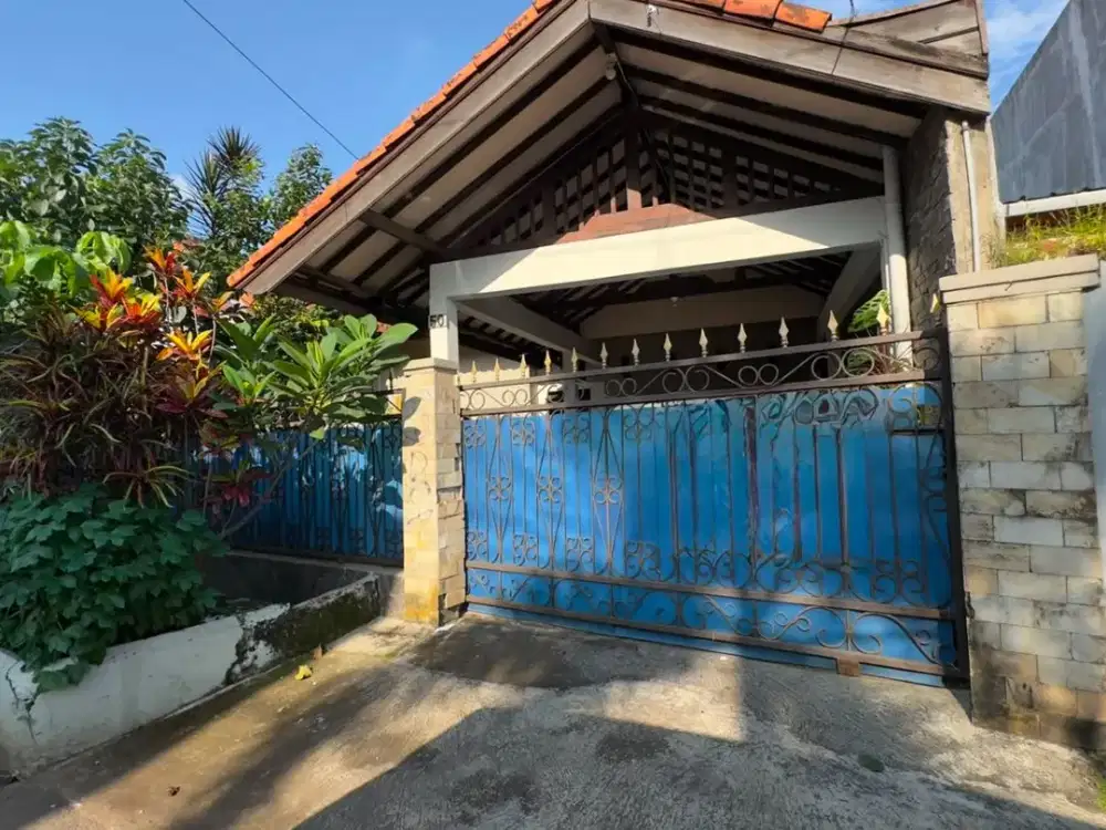 RUMAH IDAMAN STRATEGIS TERAWAT SIAP HUNI DI UJUNG BERUNG BANDUNG