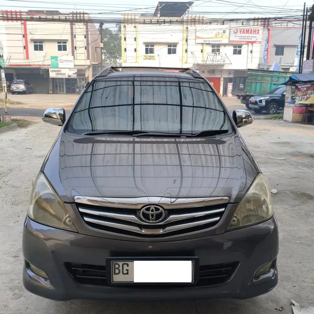 Toyota Innova 2.5 G MT 2008
