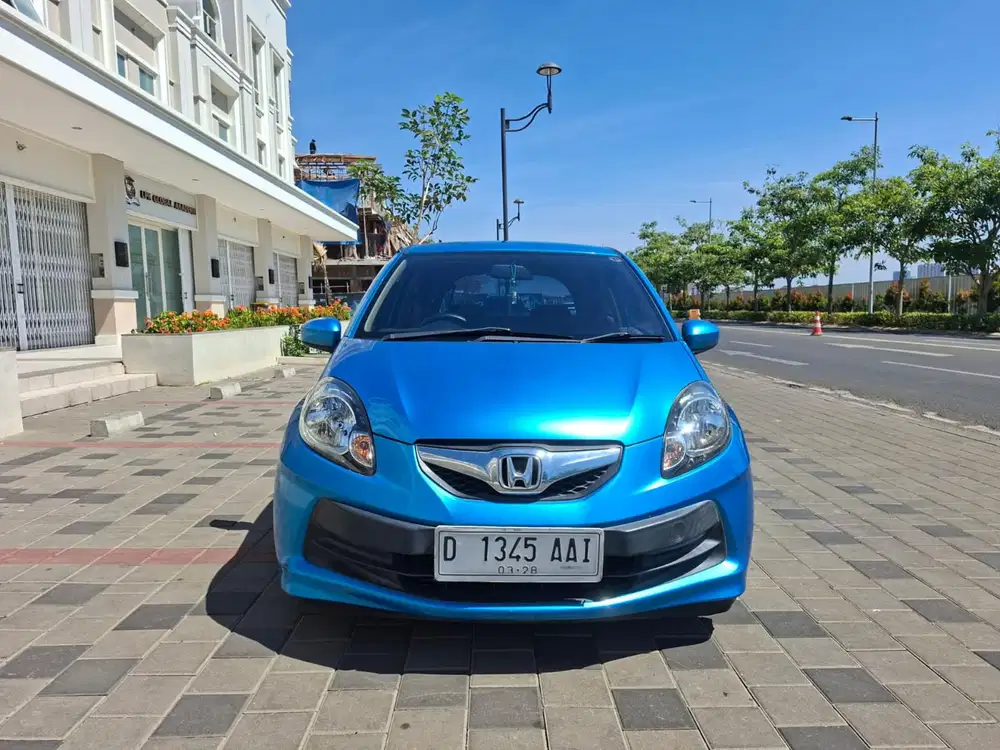 Honda Brio e CBU 1.3 matic DP 10 jt