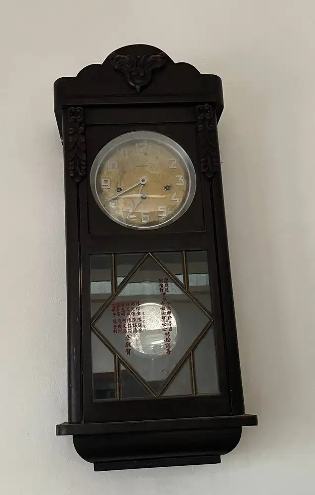 Jam Dinding Bandul Klasik Kayu Tua Mesin Putar - Jam Antik Retro