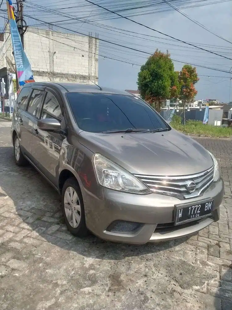Nissan Grand livina 2013 Bensin
