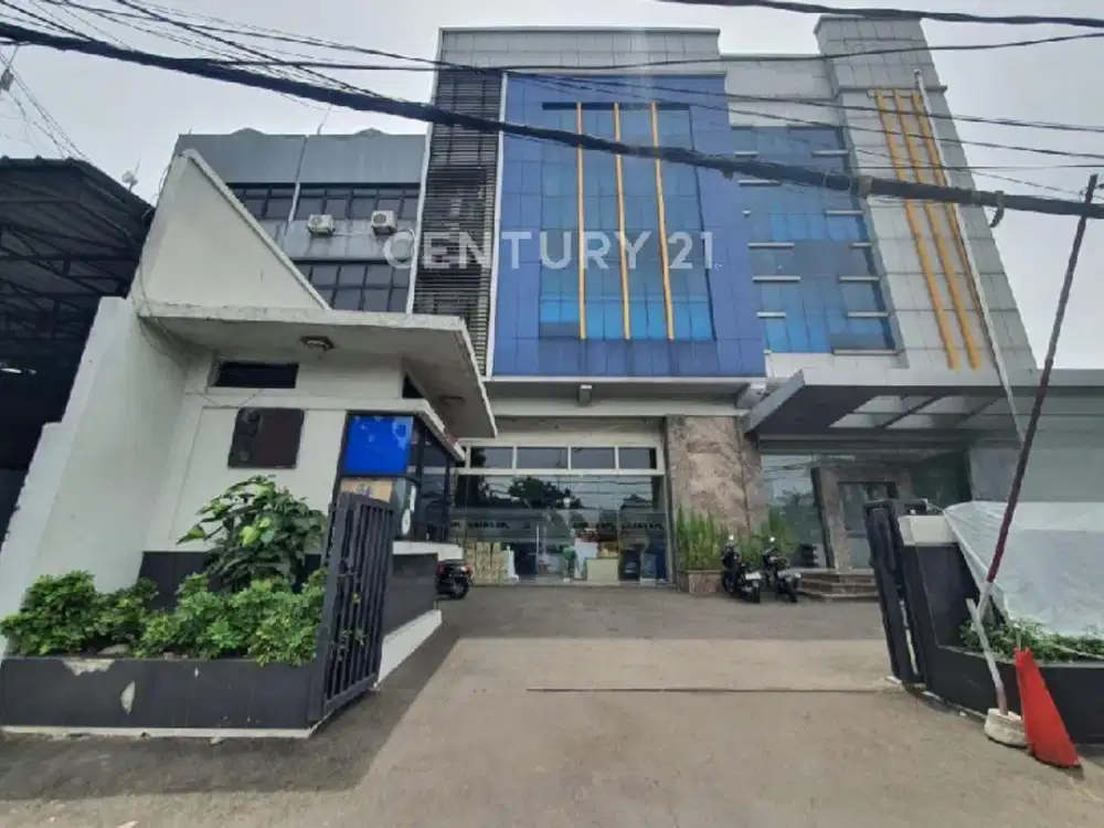 GEDUNG 4 LANTAI DI KEMAYORANJ FURNISHED